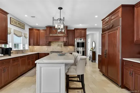 261 Harbor Road Cold Spring Harbor NY 11724