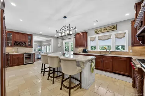 261 Harbor Road Cold Spring Harbor NY 11724