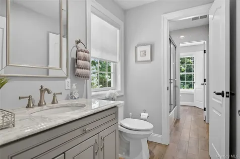 261 Harbor Road Cold Spring Harbor NY 11724