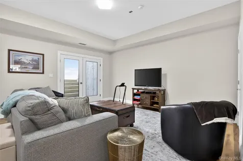 261 Harbor Road Cold Spring Harbor NY 11724