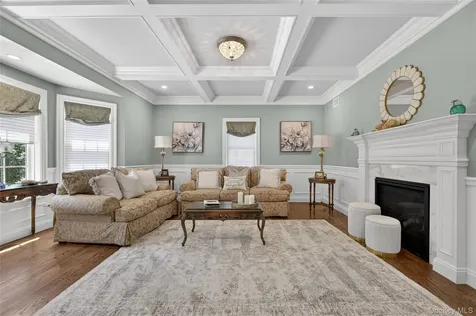 261 Harbor Road Cold Spring Harbor NY 11724