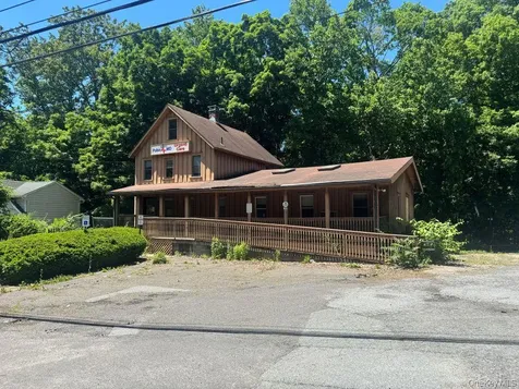 3244 Main Street E Mohegan Lake NY 10547