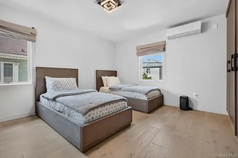 262 W End Avenue Brooklyn NY 11235