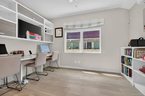 262 W End Avenue Brooklyn NY 11235