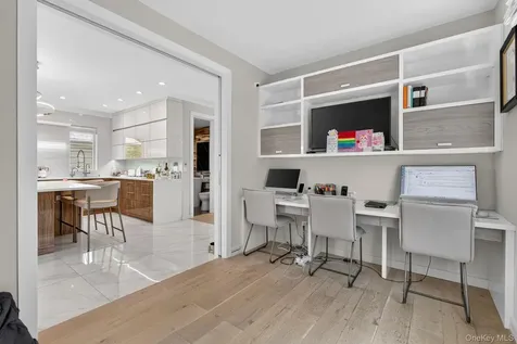 262 W End Avenue Brooklyn NY 11235
