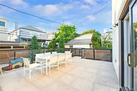 262 W End Avenue Brooklyn NY 11235