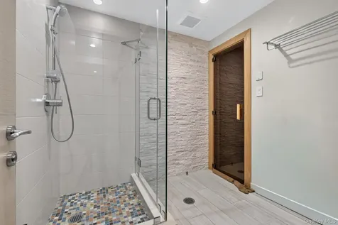 262 W End Avenue Brooklyn NY 11235