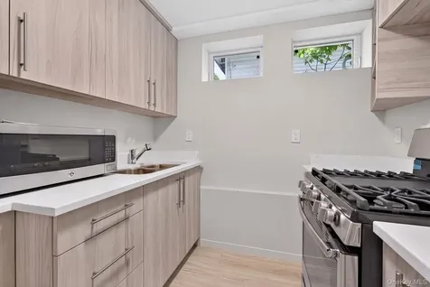 262 W End Avenue Brooklyn NY 11235