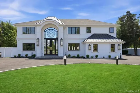 72 Haypath Road Bethpage NY 11714
