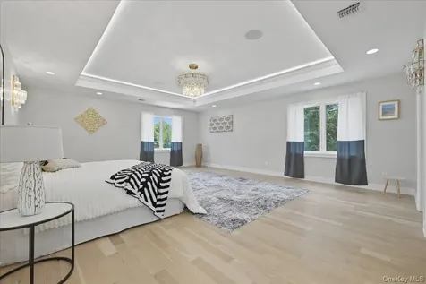 72 Haypath Road Bethpage NY 11714