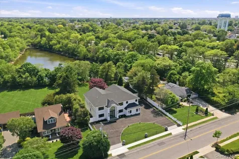 72 Haypath Road Bethpage NY 11714
