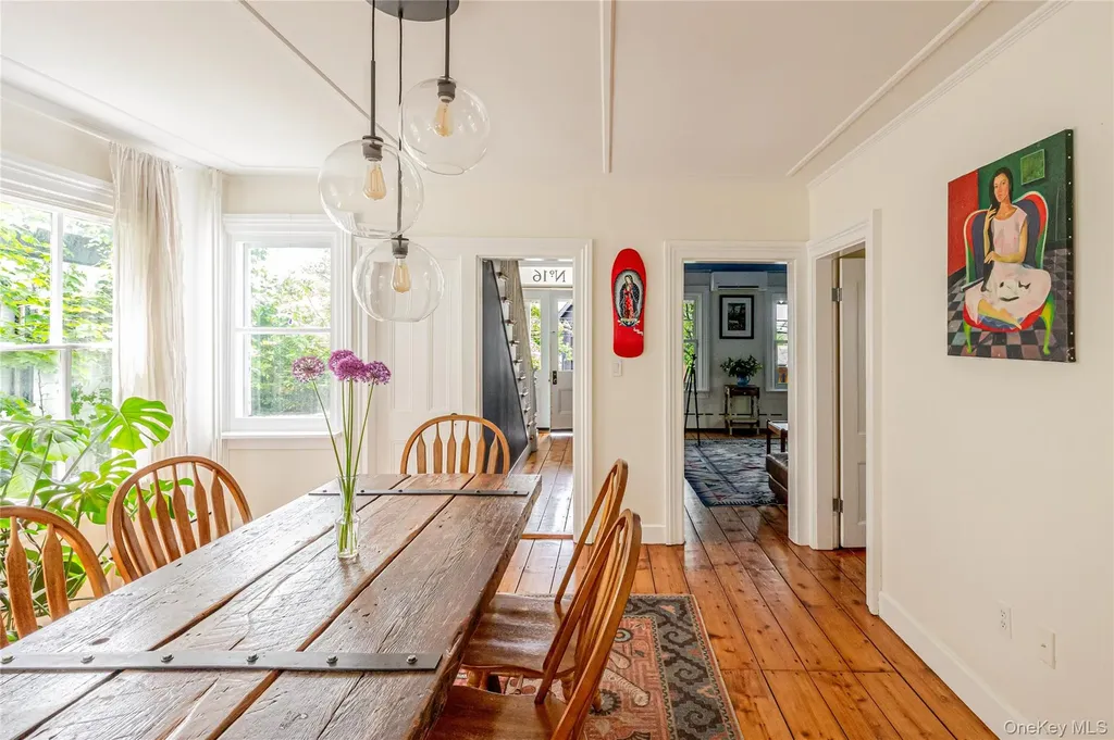 16 Worth Avenue Hudson NY 12534
