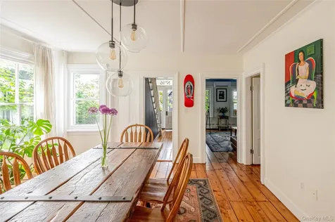 16 Worth Avenue Hudson NY 12534
