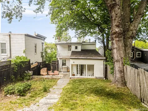 16 Worth Avenue Hudson NY 12534