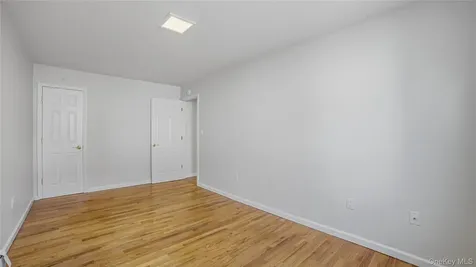 2011 Colonial Avenue Bronx NY 10461