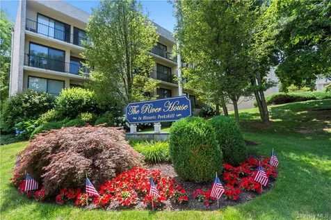 150 Overlook Avenue Peekskill NY 10566