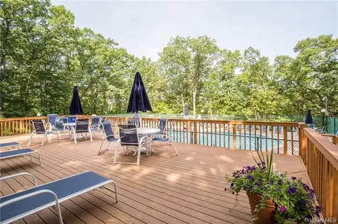 150 Overlook Avenue Peekskill NY 10566