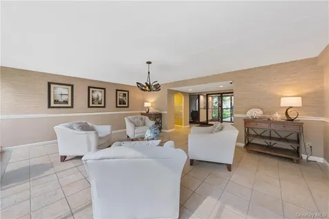 150 Overlook Avenue Peekskill NY 10566