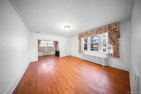 6954 Dartmouth Street Forest Hills NY 11375