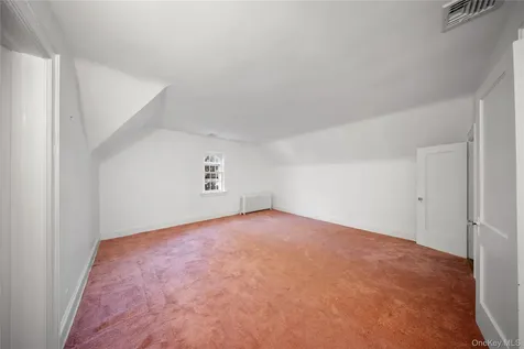 6954 Dartmouth Street Forest Hills NY 11375