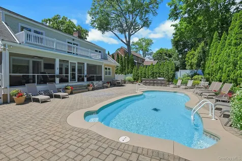 21 Soundview Drive Eastchester NY 10709