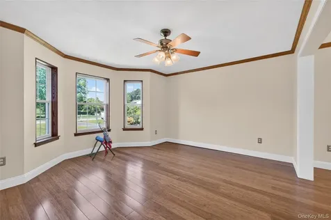 22 Hampton Place Cornwall NY 12518