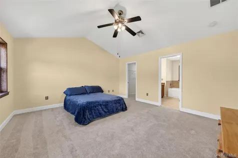 22 Hampton Place Cornwall NY 12518