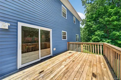 22 Hampton Place Cornwall NY 12518
