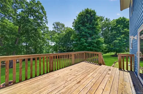 22 Hampton Place Cornwall NY 12518
