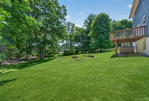 22 Hampton Place Cornwall NY 12518