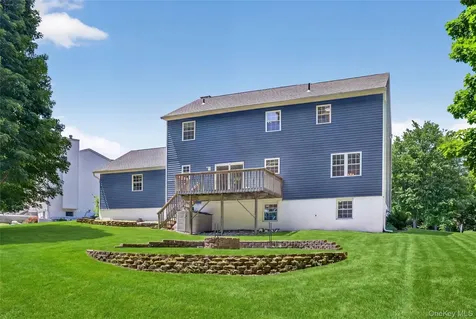 22 Hampton Place Cornwall NY 12518