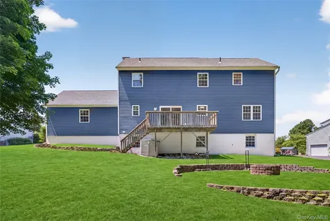 22 Hampton Place Cornwall NY 12518