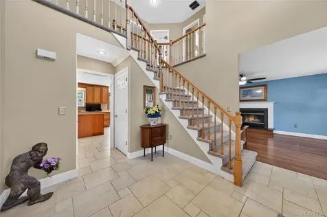 22 Hampton Place Cornwall NY 12518