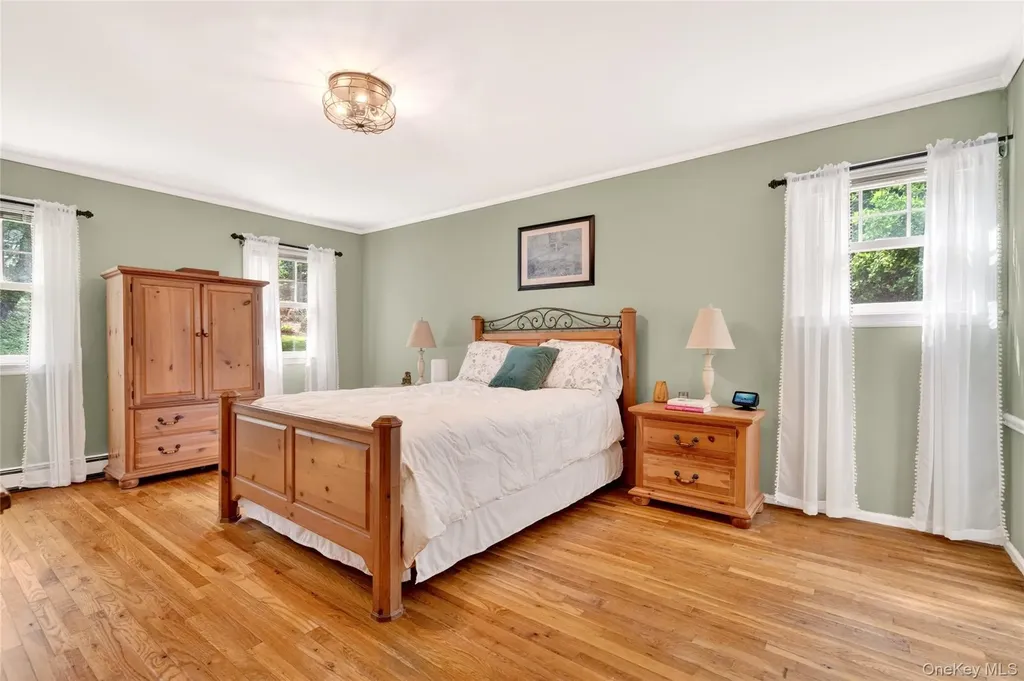 16 Soundview Loop South Salem NY 10590