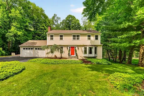 16 Soundview Loop South Salem NY 10590