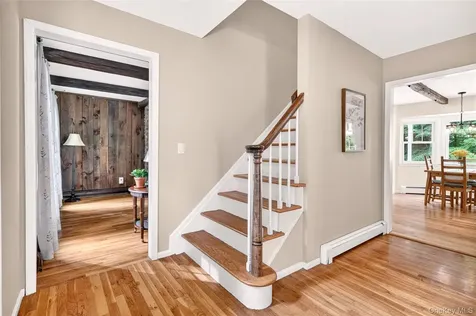 16 Soundview Loop South Salem NY 10590