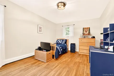 16 Soundview Loop South Salem NY 10590