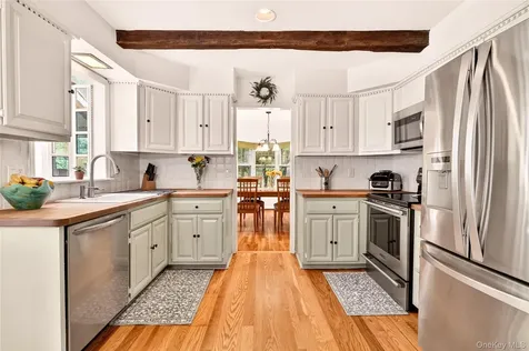16 Soundview Loop South Salem NY 10590