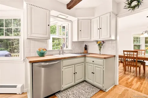 16 Soundview Loop South Salem NY 10590