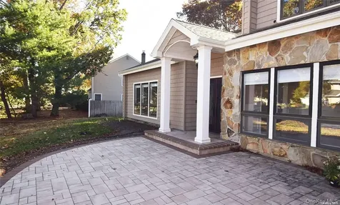 27 Jill Drive Commack NY 11725