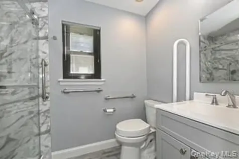 161 Southgate Drive Massapequa Park NY 11762