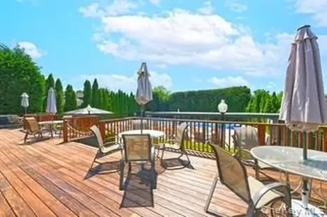 161 Southgate Drive Massapequa Park NY 11762