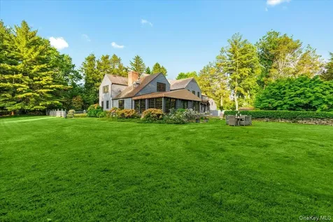 16 Pleasant Ridge Road Harrison NY 10528