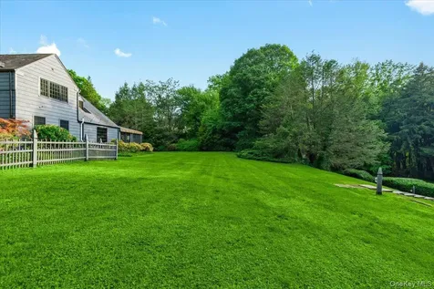 16 Pleasant Ridge Road Harrison NY 10528