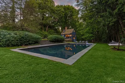 16 Pleasant Ridge Road Harrison NY 10528