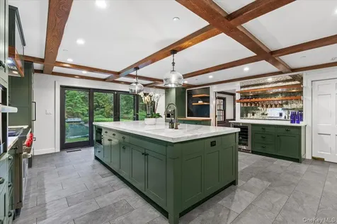 16 Pleasant Ridge Road Harrison NY 10528