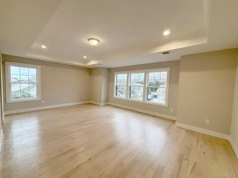 1750 Henry Road Merrick NY 11566