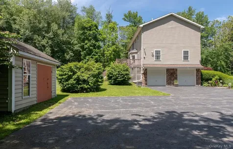 65 Marges Way Hopewell Junction NY 12533