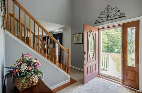 65 Marges Way Hopewell Junction NY 12533
