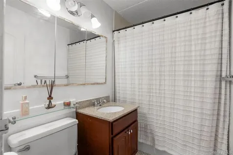 1085 Warburton Avenue Yonkers NY 10701